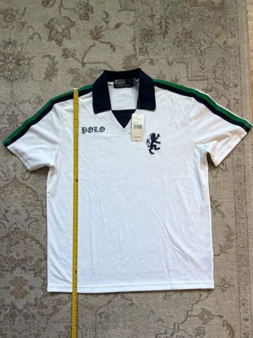 Polo by Ralph Lauren Vintage White Lion Crest Gothic Polo Shirt Size M